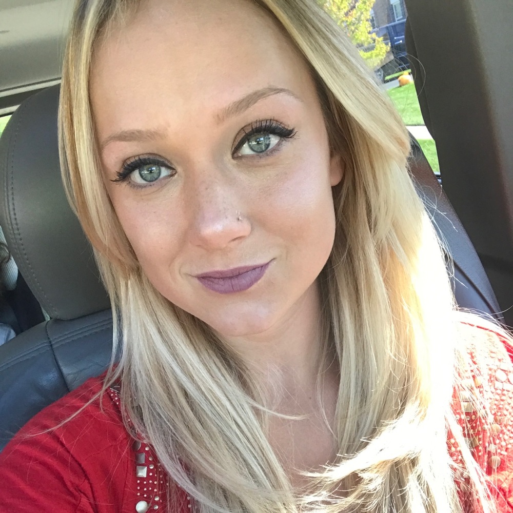 Meet your Posher, Amanda